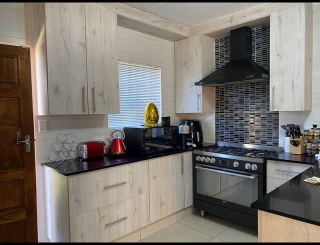 3 BEDROOM HOUSE FOR SALE IN DALPARK EXT 1